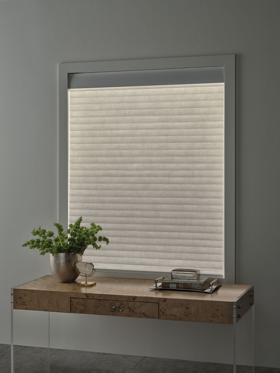 Aura Illuminated Shades in Elan