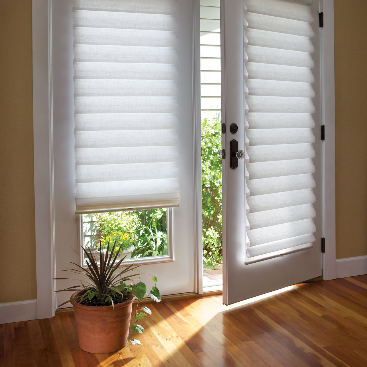 Blinds and Window Shades Buying Guide